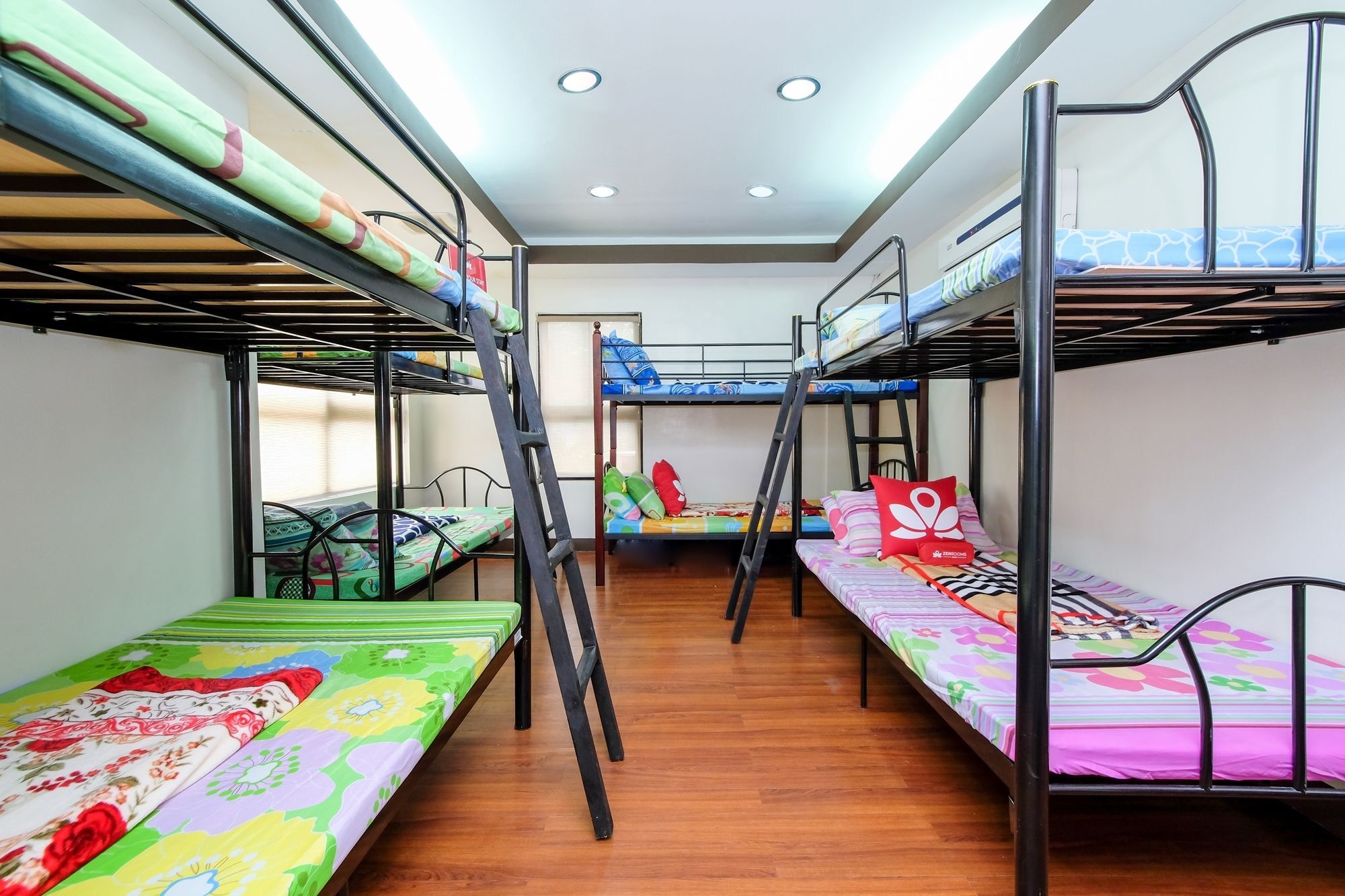Zen Hostel Quirino Ave. Malate Manila Zewnętrze zdjęcie