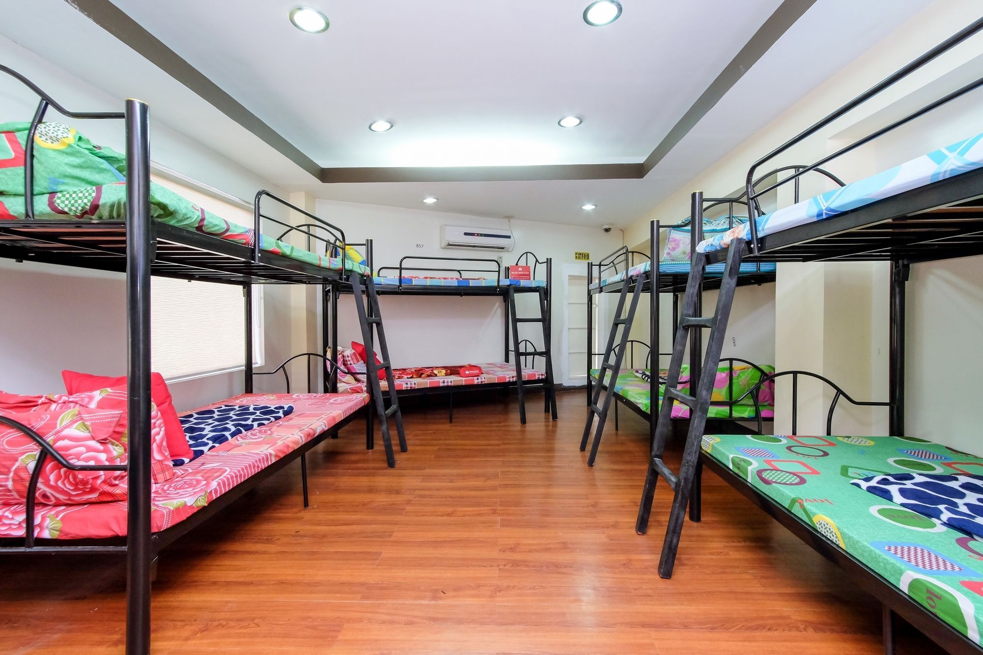 Zen Hostel Quirino Ave. Malate Manila Zewnętrze zdjęcie