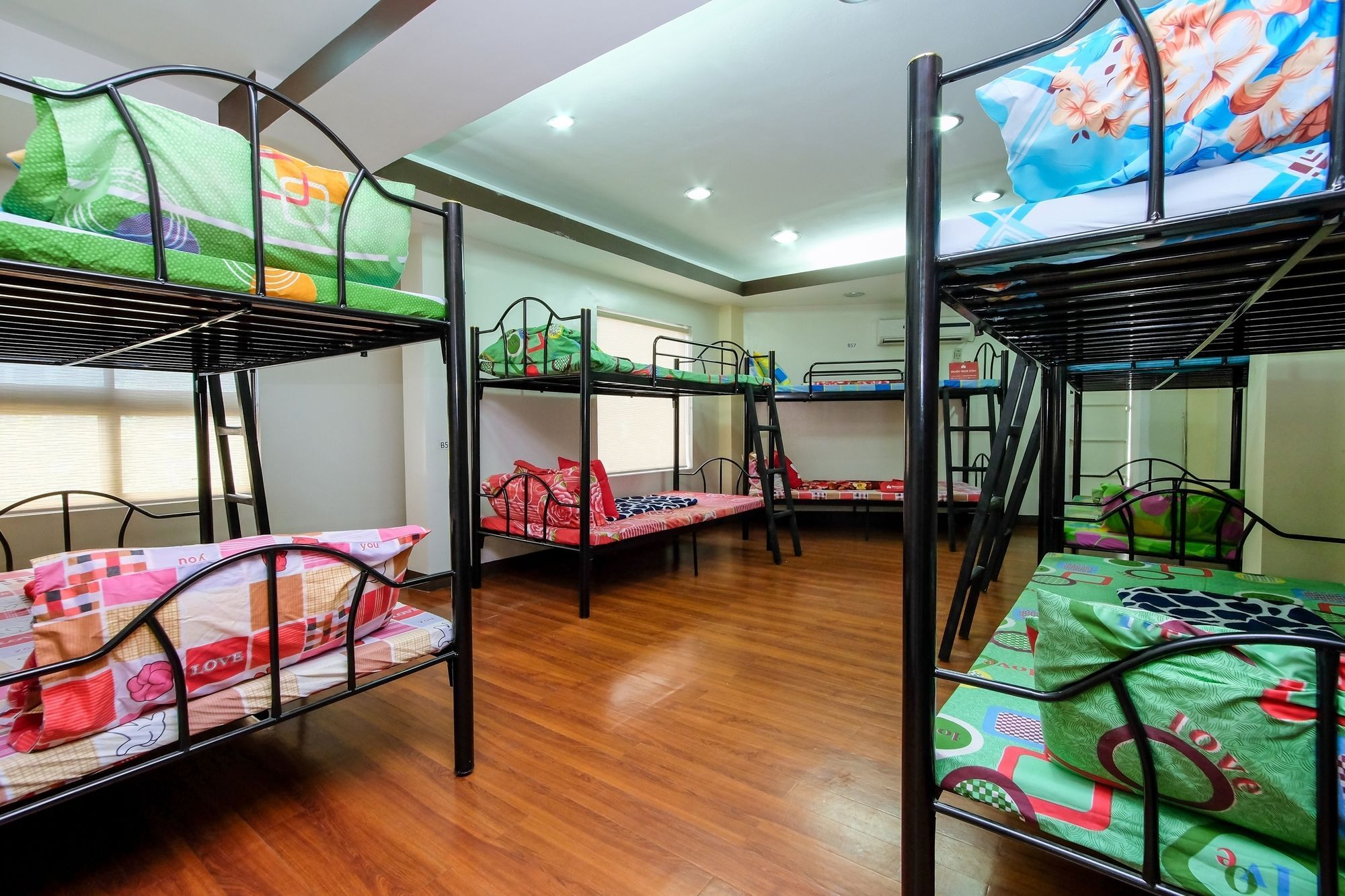 Zen Hostel Quirino Ave. Malate Manila Zewnętrze zdjęcie