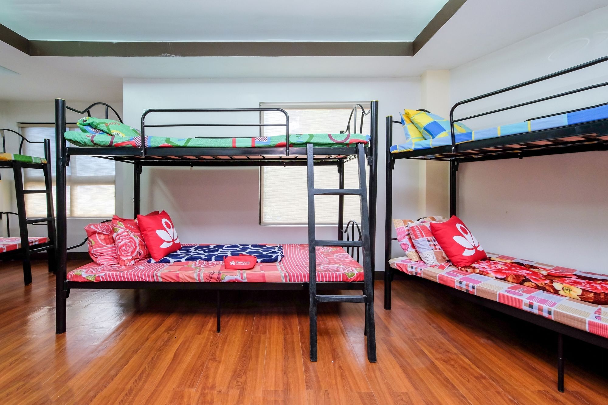 Zen Hostel Quirino Ave. Malate Manila Zewnętrze zdjęcie
