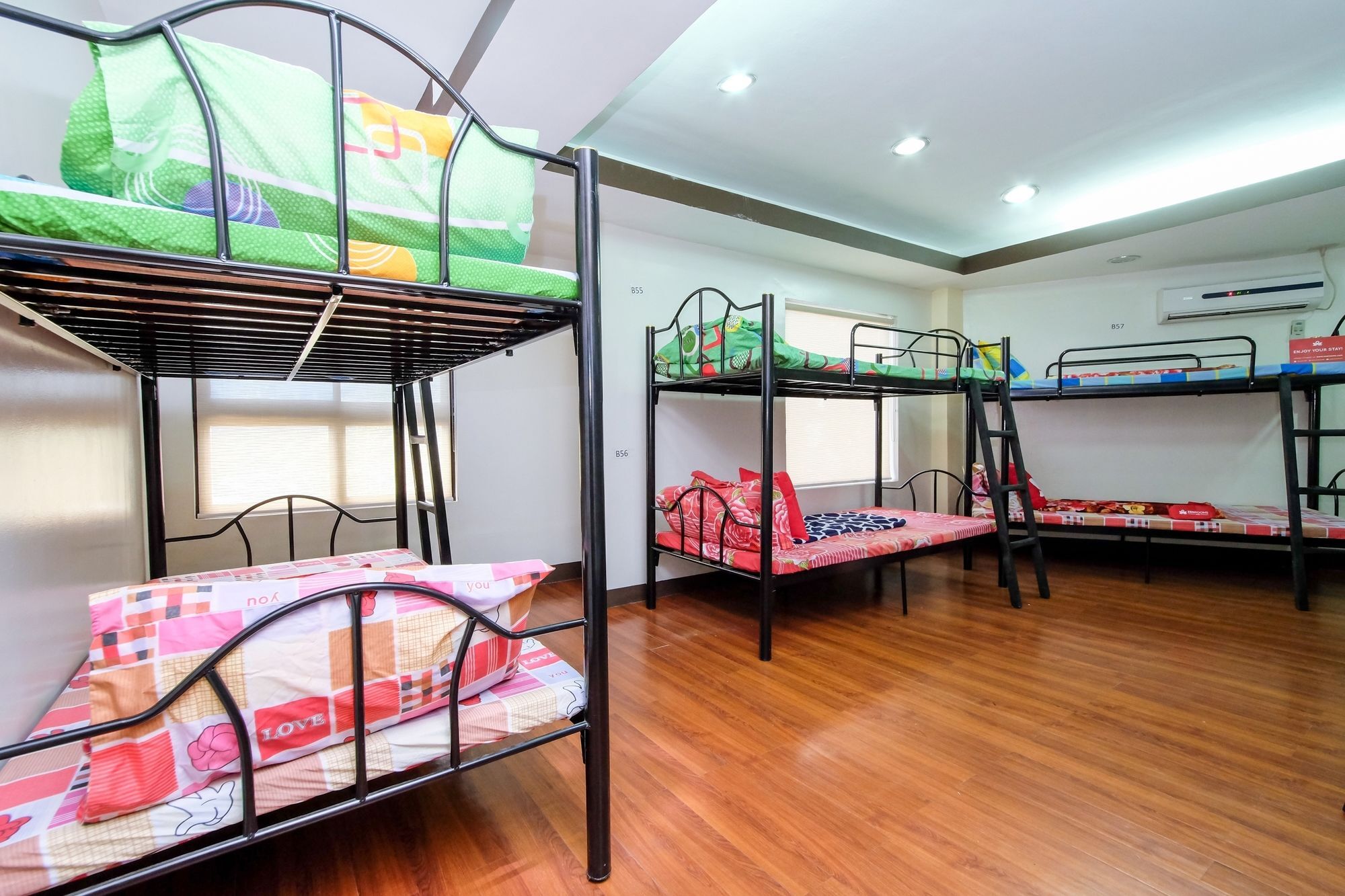 Zen Hostel Quirino Ave. Malate Manila Zewnętrze zdjęcie