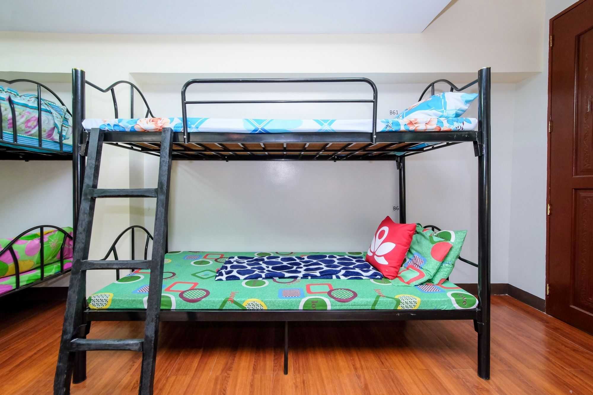 Zen Hostel Quirino Ave. Malate Manila Zewnętrze zdjęcie