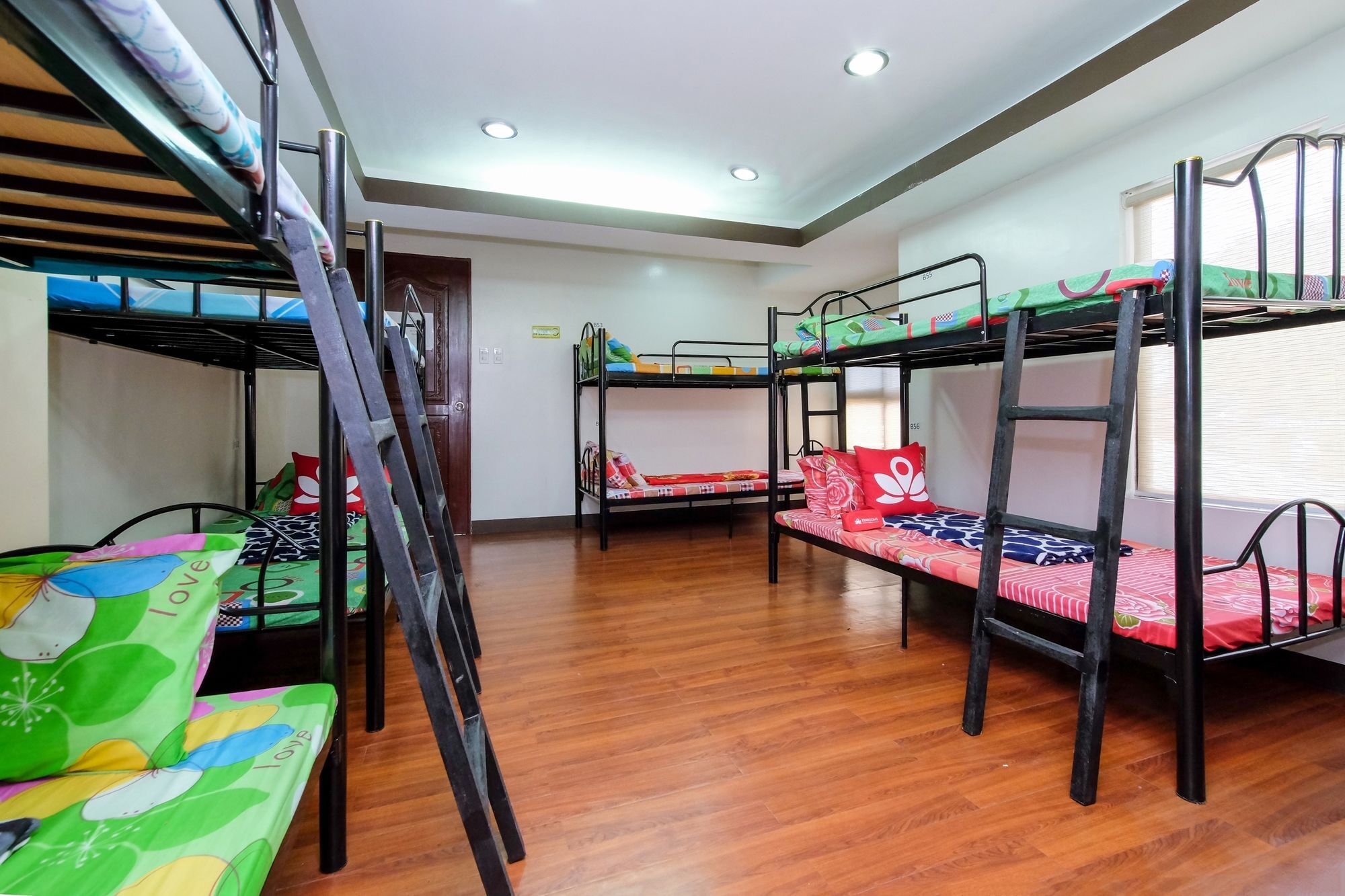 Zen Hostel Quirino Ave. Malate Manila Zewnętrze zdjęcie